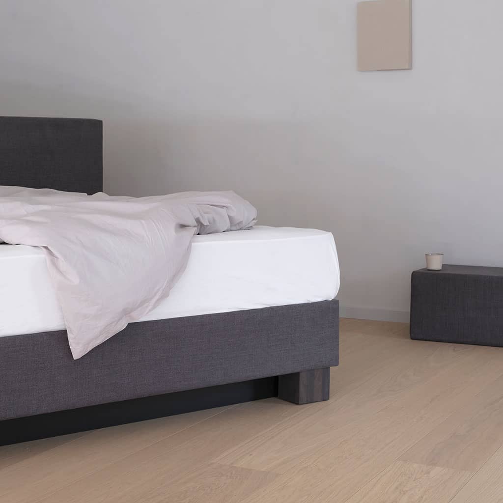 Le matelas habillé de son revêtement