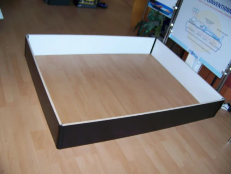 Socle assemblé, angle de vue rapproché